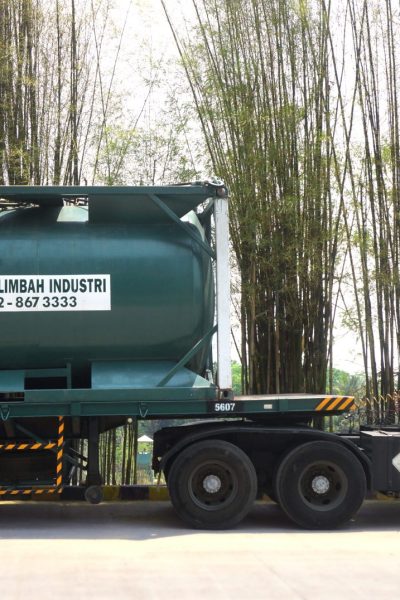 Jasa Pengangkutan Limbah B3